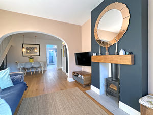 Photo 4- click for photo gallery